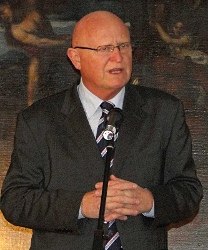 Prof. RNDr. Václav Pačes, DrSc.